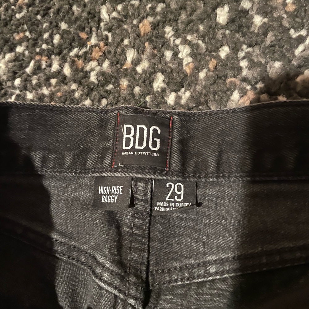 BDG High Rise Distressed Jeans - Picture 2 of 4